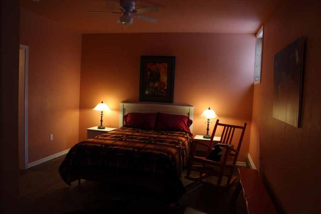 Gaynor Ranch Bed & Breakfast Polson Pokój zdjęcie